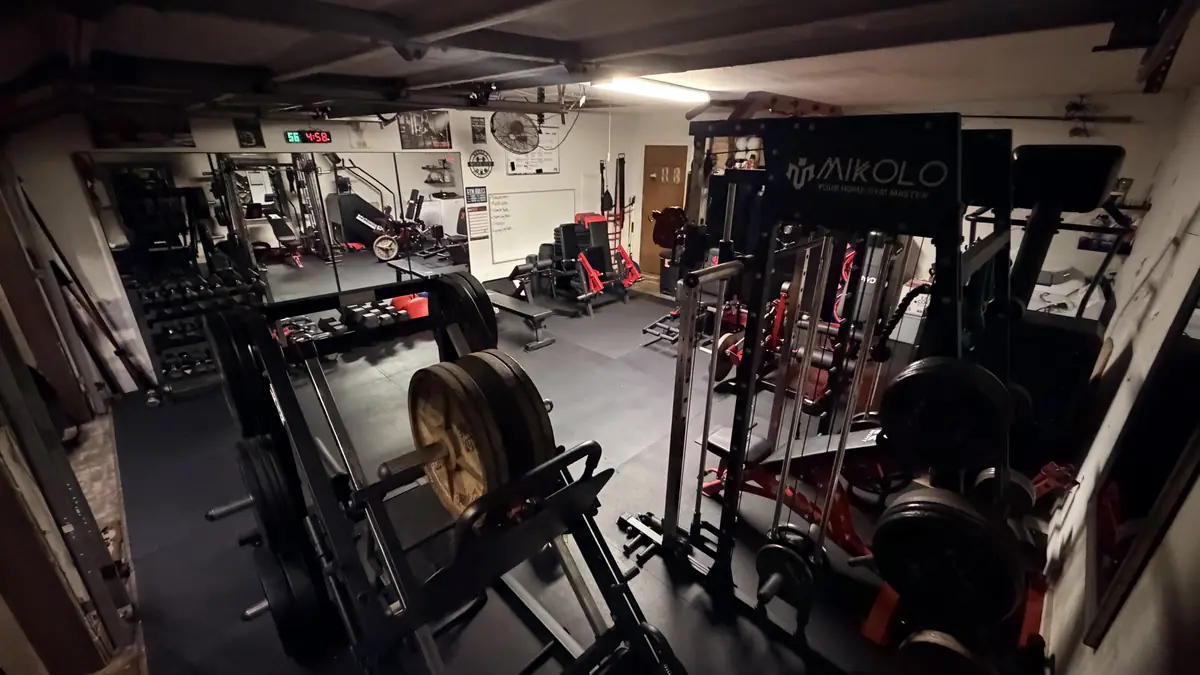 Smith machine rack, benches and plate-loaded equipment